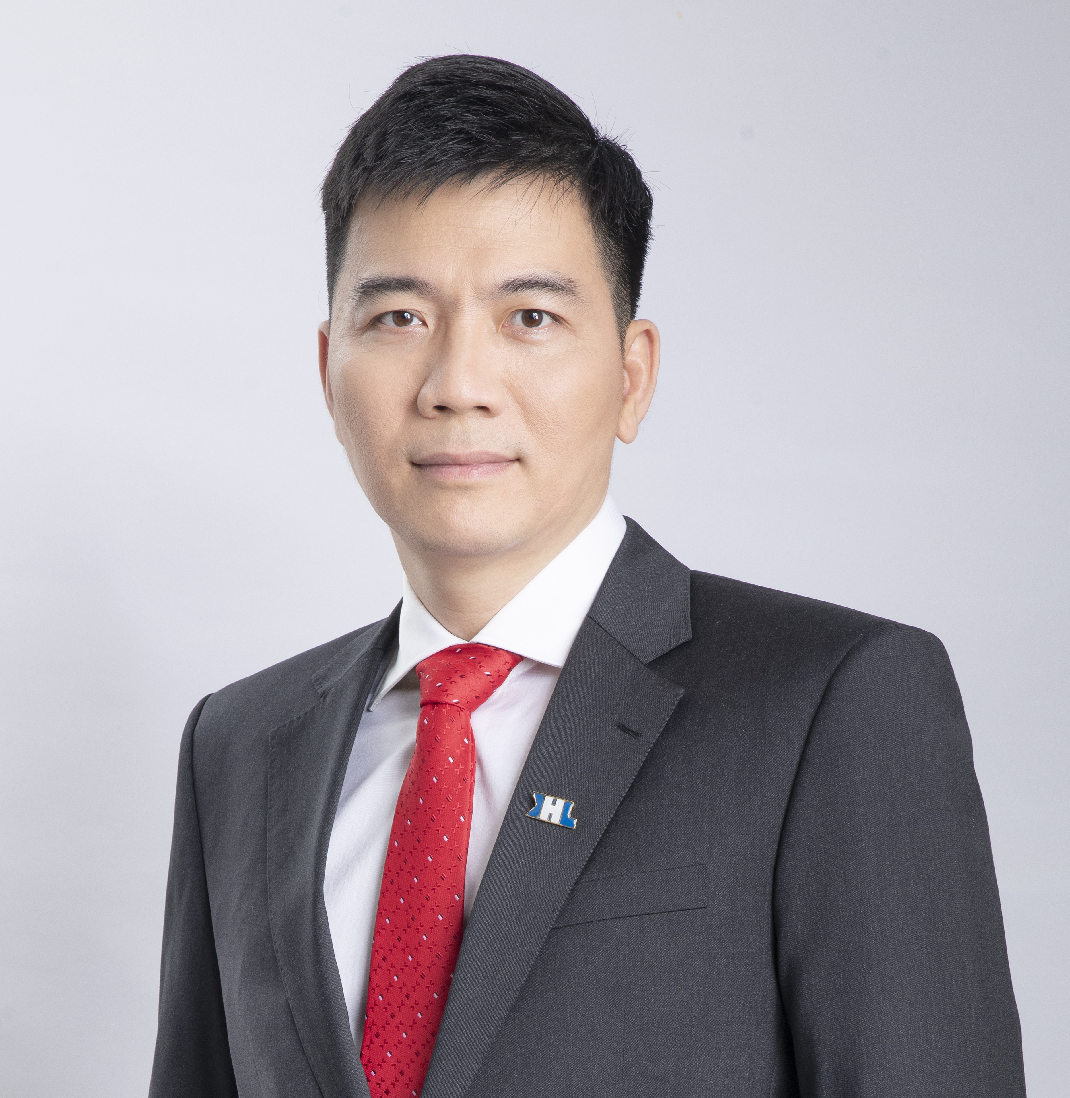 ÔNG NGUYỄN KHẢI HOÀN - CHỦ TỊCH HĐQT TẬP ĐOÀN KHẢI HOÀN VÀ CÔNG TY CỔ PHẦN TẬP ĐOÀN KHẢI HOÀN LAND