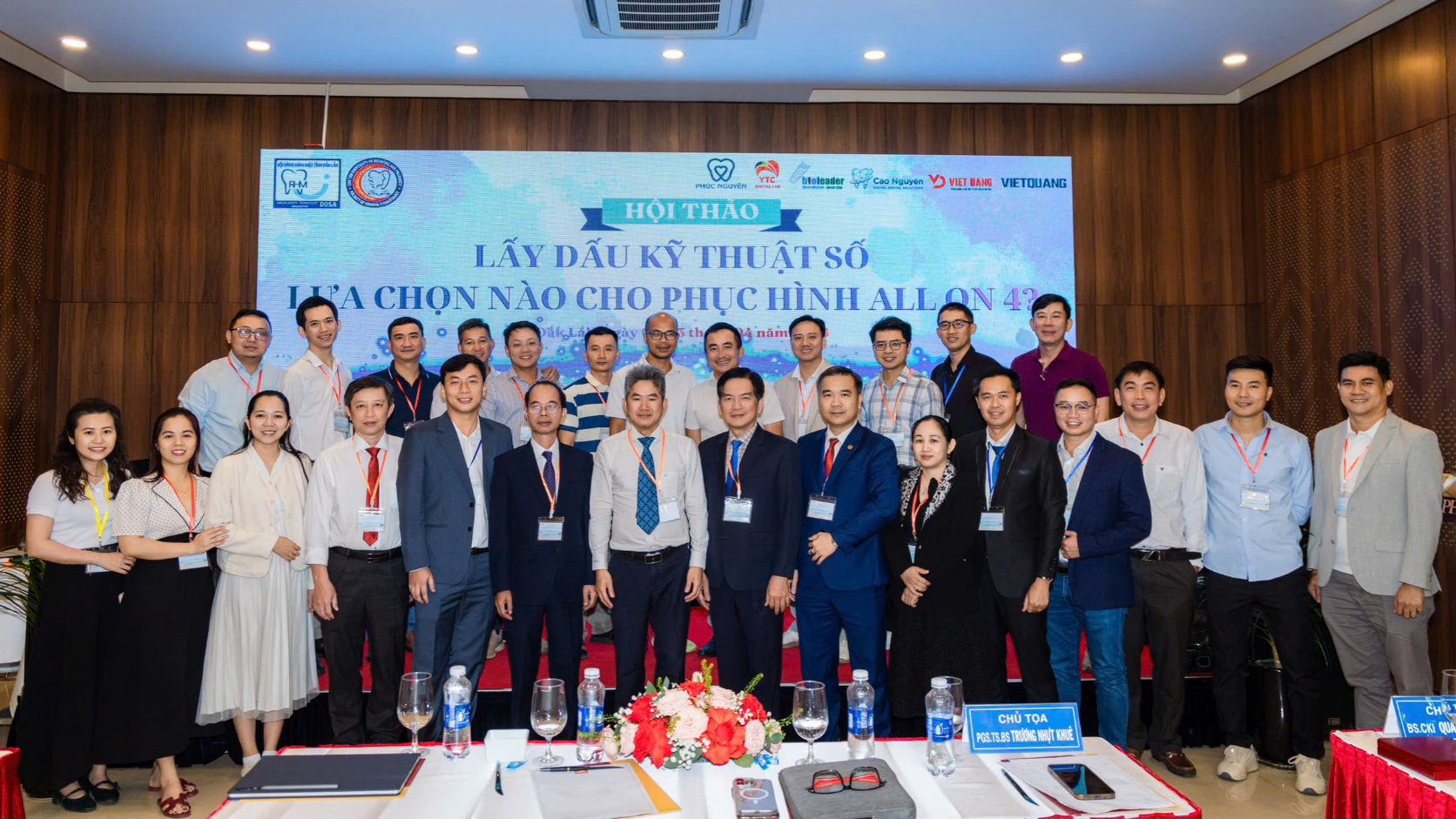 B&aacute;c Sĩ Phạm Vũ Thuật vẫn tiếp tục với mục ti&ecirc;u trau dồi kiến thức, n&acirc;ng cao kỹ năng, mở rộng nghi&ecirc;n cứu